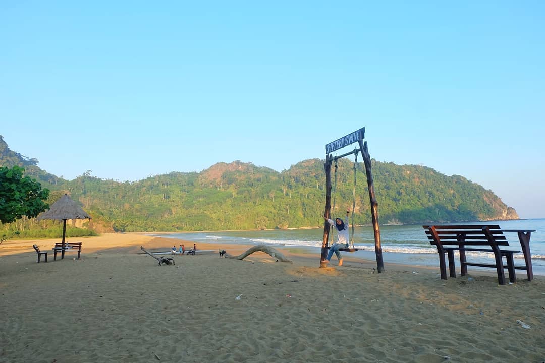Fasilitas di Pantai Sipelot Fasilitas di Pantai Sipelot